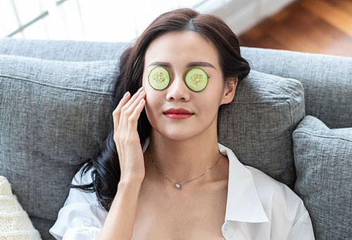 什么時間敷面膜效果好？晚上睡前護膚效果加倍