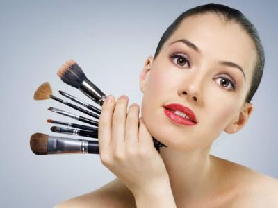 別大意！這3個化妝習(xí)慣可能在傷害你的皮膚!