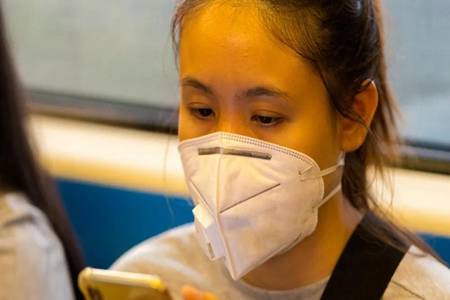 一次性口罩的正確戴法，戴口罩怎么護(hù)膚能讓皮膚越來(lái)越好