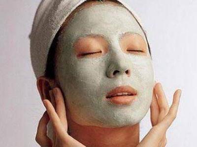 護膚誤區：睡前不涂任何保濕護膚產品可以讓皮膚休息是真的嗎