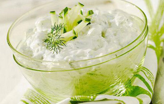 黃瓜能直接敷在臉上嗎 黃瓜面膜的做法