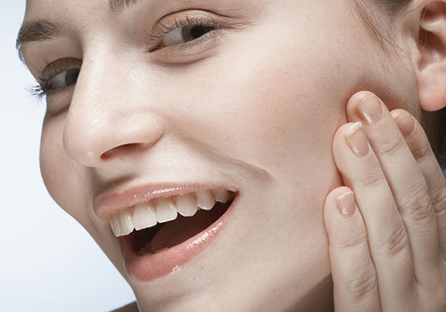 面部皮膚松弛是什么原因?面部松弛怎么改善-易網健康<a href=http://www.gyfww.com/jkys/ target=_blank class=infotextkey>養生</a>網 面部皮膚松弛是什么原因?面部松弛怎么改善