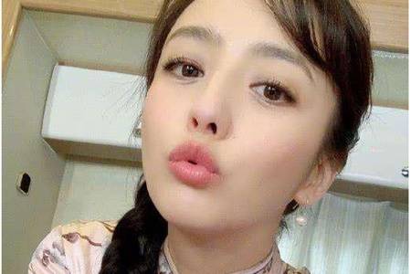 網(wǎng)絡(luò)語卡粉是什么意思？女生化妝總是卡粉的四大原因