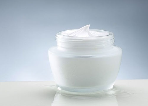 面霜有哪些護膚效果？如何選擇適合自己膚質的面霜