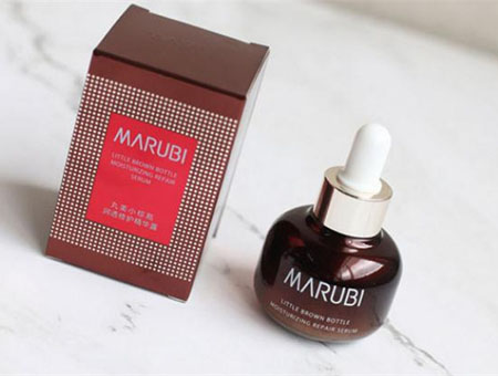 丸美小棕瓶和小黑瓶有什么區(qū)別 兩者功效不同