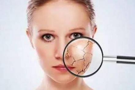 護膚知識大全：孕期護膚品怎么選？五種產品要慎用