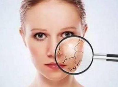 護膚知識大全：孕期護膚品怎么選？五種產品要慎用