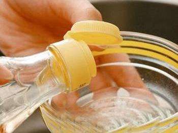 怎樣用白醋美白，甘油白醋美白效果最佳！