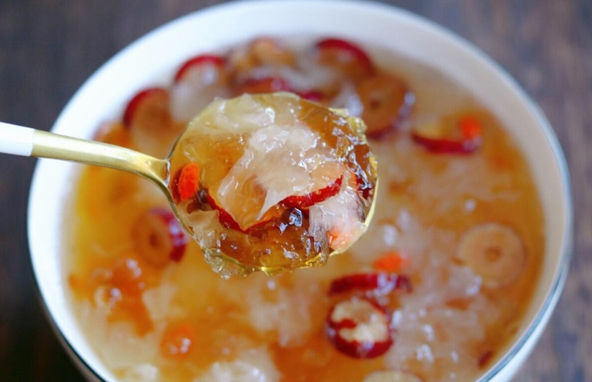 臉很干燥怎么辦？臉很干燥的補水方法