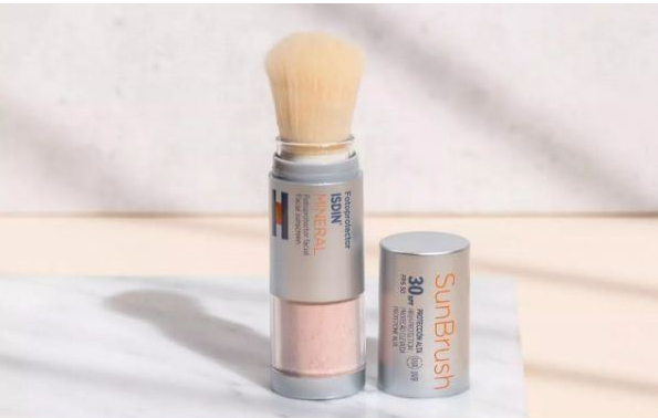 如何選防曬霜有關(guān)防曬的一些小常識(shí)你清楚嗎-易網(wǎng)健康養(yǎng)生網(wǎng) 如何選防曬霜有關(guān)防曬的一些小常識(shí)你清楚嗎