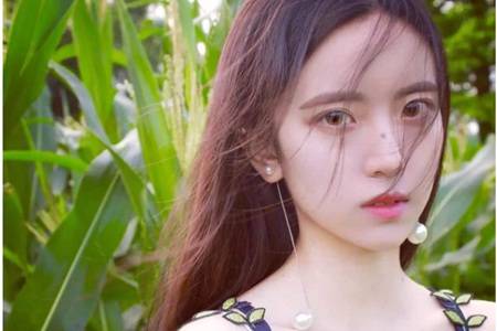 臉上起紅疙瘩怎么回事，油皮女生皮膚紅腫的護(hù)理方法