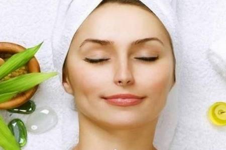 女生油性皮膚怎么改善,夏天出油多需要六個去油方法-易網健康養生網 女生油性皮膚怎么改善,夏天出油多需要六個去油方法