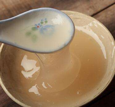 女人每天吃葛根粉好嗎，能養顏護膚！