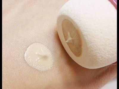 隔離用手涂還是化妝蛋？美妝蛋的恰當(dāng)使用方法