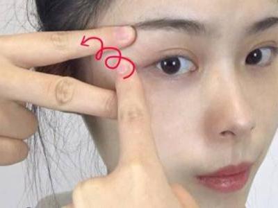 眼霜什么時候用 留意這幾個方面減少細紋和眼袋