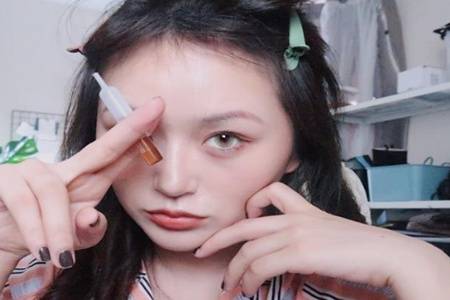 精華液什么時候用效果最好  精華液的正確使用方法是什么