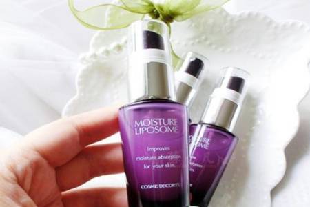 什么是美容液有什么用  美容液究竟是水還是乳