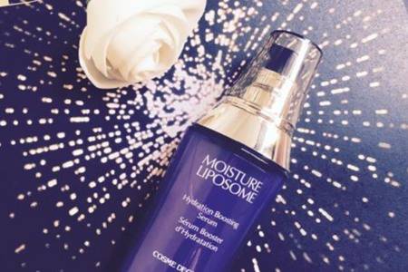 什么是美容液有什么用  美容液究竟是水還是乳