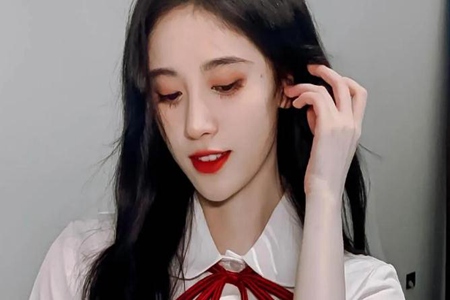 鞠婧祎有男朋友了沒(méi) 她有沒(méi)有整容呀