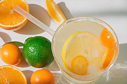 炎熱夏季，水果怎么吃既解暑又養(yǎng)生！