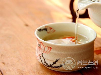 秋天燥咳試試這些食療方