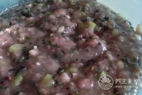 春季咳嗽怎么辦？4到藥膳止咳好