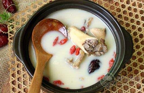 秋季喝湯別犯四個錯誤 用餐最后才喝湯 秋季喝湯別犯四個錯誤 用餐最后才喝湯