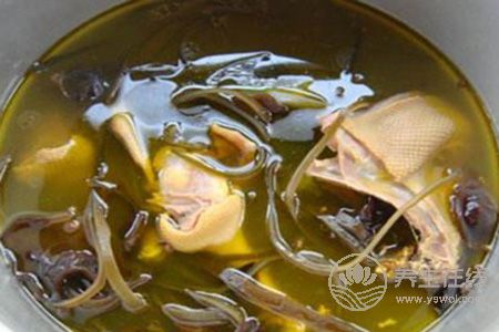 秋季吃什么能去火?