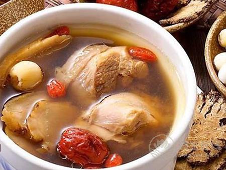 推薦十道秋季養(yǎng)生藥膳 預(yù)防疾病提高免疫力