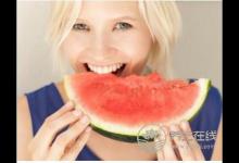 夏天吃西瓜減肥嗎？教你這樣吃西瓜越來(lái)越瘦