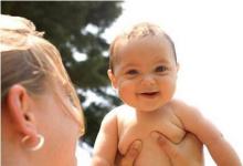 寶寶春季穿衣的四大標準