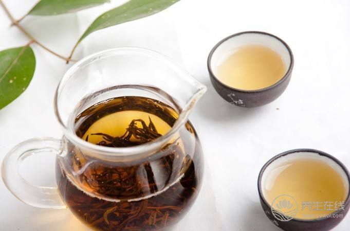 秋季適合多喝的<a href=http://www.gyfww.com/jkys/ target=_blank class=infotextkey>養(yǎng)生</a>茶 秋季適合多喝的養(yǎng)生茶