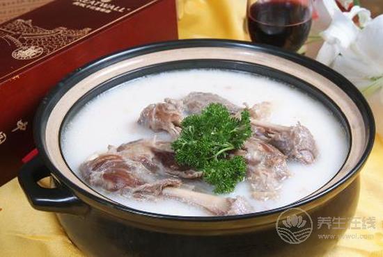 細數(shù)小雪節(jié)氣養(yǎng)生藥膳-易網(wǎng)健康養(yǎng)生網(wǎng) 細數(shù)小雪節(jié)氣養(yǎng)生藥膳