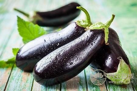 大暑吃什么清熱解暑?大暑吃哪些清涼食物好?-易網(wǎng)健康<a href=http://www.gyfww.com/jkys/ target=_blank class=infotextkey>養(yǎng)生</a>網(wǎng) 大暑吃什么清熱解暑?大暑吃哪些清涼食物好?