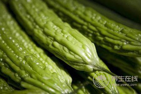 大暑吃哪些瓜果降火?大暑上火吃哪些食物去火?-易網(wǎng)<a href=http://www.gyfww.com/ target=_blank class=infotextkey>健康養(yǎng)生</a>網(wǎng) 大暑吃哪些瓜果降火?大暑上火吃哪些食物去火?