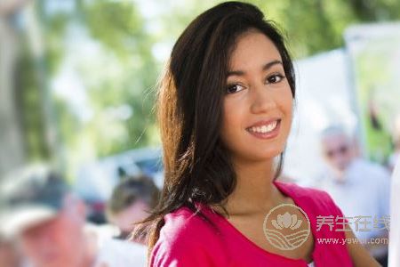 處暑中醫(yī)養(yǎng)生方法有哪些?處暑節(jié)氣怎么養(yǎng)生好?-易網(wǎng)<a href=http://www.gyfww.com/ target=_blank class=infotextkey>健康養(yǎng)生</a>網(wǎng) 處暑中醫(yī)養(yǎng)生方法有哪些?處暑節(jié)氣怎么養(yǎng)生好?