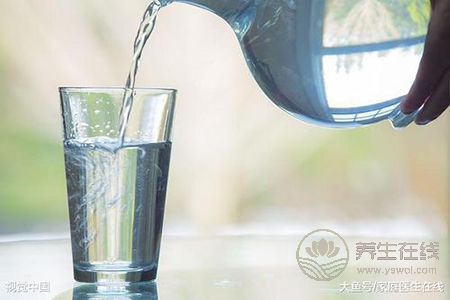 秋季皮膚瘙癢怎么治療?秋季皮膚瘙癢的原因是什么?