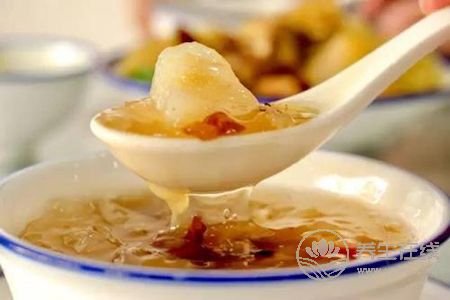 秋季吃什么對睡眠好呢?按摩哪些穴位有助于睡眠?