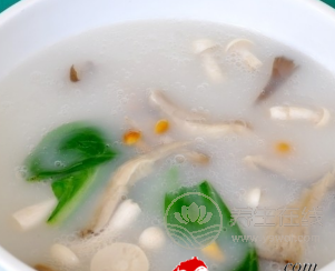 春季養生喝什么湯 花旗參烏雞湯補血