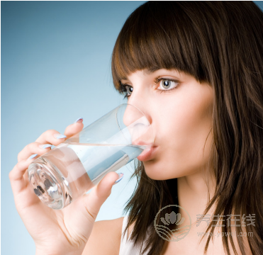 夏末秋初養(yǎng)生十常識 勤梳頭別忘了防曬