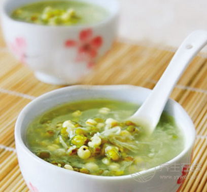 夏末秋初養(yǎng)生十常識 勤梳頭別忘了防曬