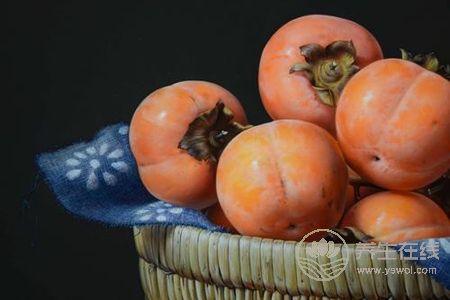 霜降養(yǎng)生吃柿子好嗎?霜降養(yǎng)生吃柿子的好處是什么?-易網(wǎng)健康養(yǎng)生網(wǎng) 霜降養(yǎng)生吃柿子好嗎?霜降養(yǎng)生吃柿子的好處是什么?