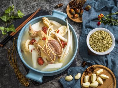 冬季進(jìn)補(bǔ)不等于吃大魚大肉，冬季這樣進(jìn)補(bǔ)才科學(xué)