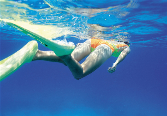 冬天游泳有哪些好處？游泳雖好這些事要注意！