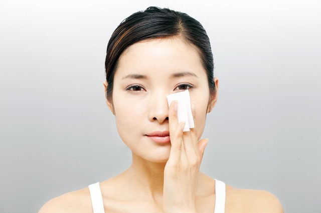 春天用涼水洗臉好還是用熱水洗臉好？春季護膚教你幾招