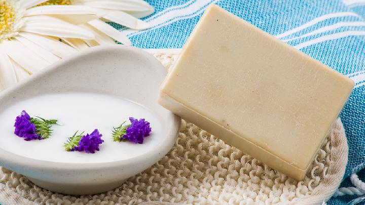 導致花粉過敏原因有哪些 五妙招預防花粉過敏