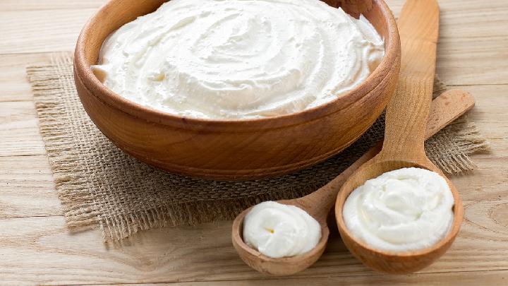 秋季三個月的飲食總原則 秋季家常菜譜腰果爆雞丁