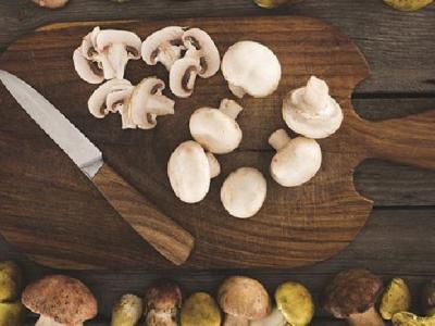 夏日高溫易上火該如何化解 四種降火食物消滅體內高溫