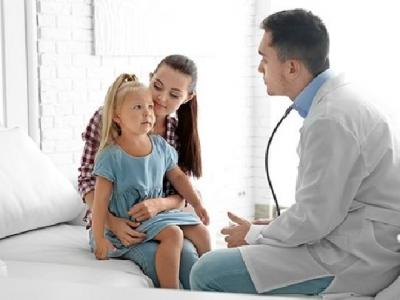 花粉過敏會(huì)出現(xiàn)哪些癥狀 孩子會(huì)花粉過敏受三因素所致