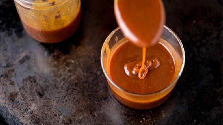 夏季手腳冰涼的人吃什么好 體質偏弱的人夏季適合吃這些食物-易網<a href=http://www.gyfww.com/ target=_blank class=infotextkey>健康養生</a>網 夏季手腳冰涼的人吃什么好 體質偏弱的人夏季適合吃這些食物